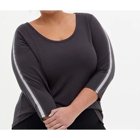 Torrid Dark Gray Long Sleeve Tee - Picture 5 of 6